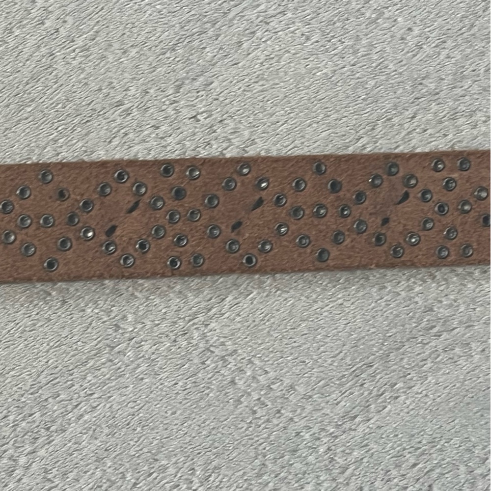 Idyllwind Genuine Leather Silver Studded Belt Western Sz M Stud - Picture 16 of 16